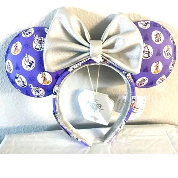 Disney | Accessories | Nwt Disney Parks 223 00th Platinum  display picture 3